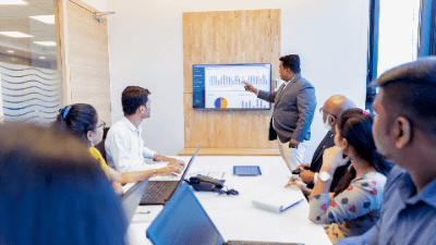 Controller vs CFO: The Strategic Hiring Playbook